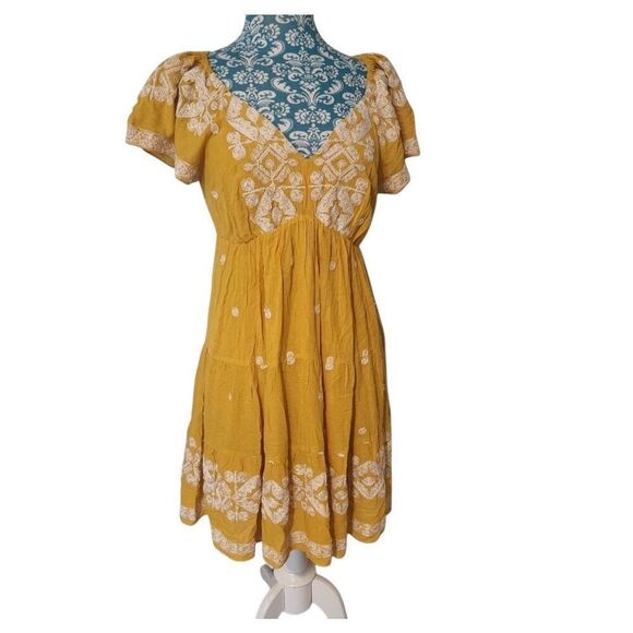 NWOT Hale Bob Mena Embroidered Dress- size M - Picture 4 of 11